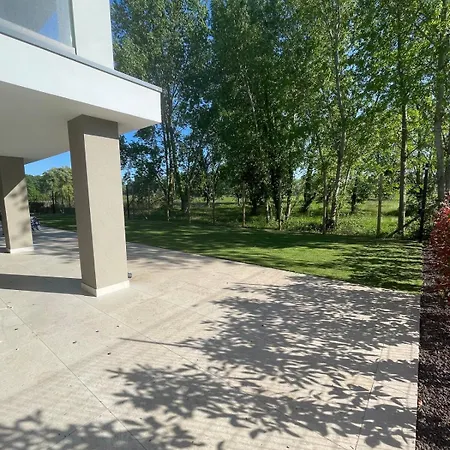With Garden Apartment